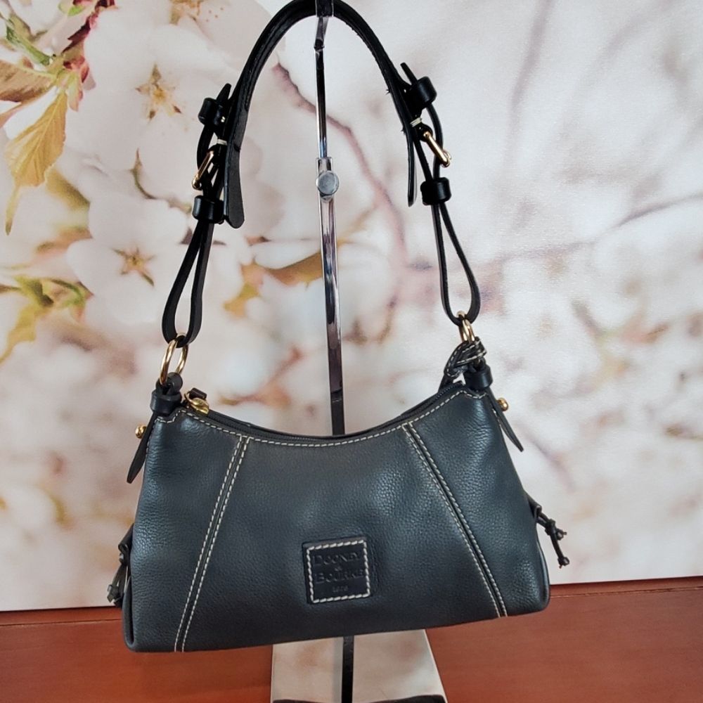 Dooney & Bourke mini - Picture 3 of 8